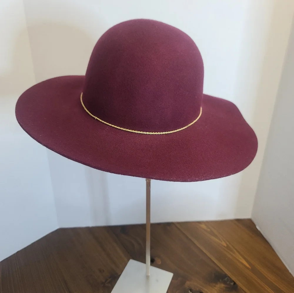 Wide Brim Burgundy Wool Felt Hat with Gold Accent